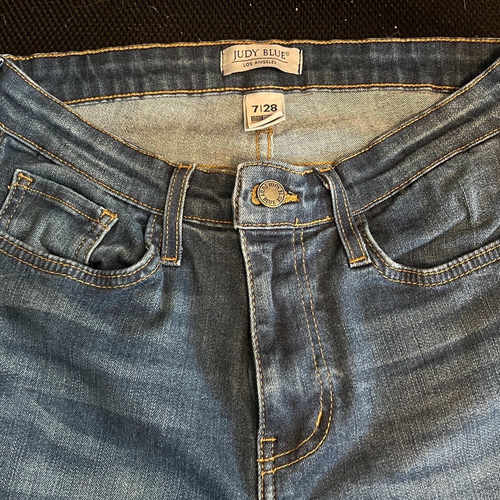 Judy Blue size 7 / 28 jeans - blue denim